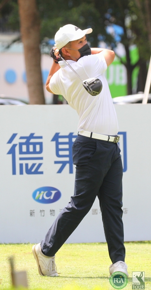 大安公開賽第一回合洪瑞誠68桿(-4) 暫並列第二 。