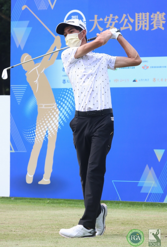 大安公開賽第二回合張瑋綸(-6)暫列第五。