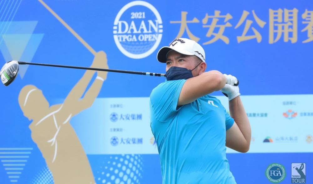 大安公開賽第二回合詹世昌(-8)暫並列第一。鍾豐榮／攝影。（下同）