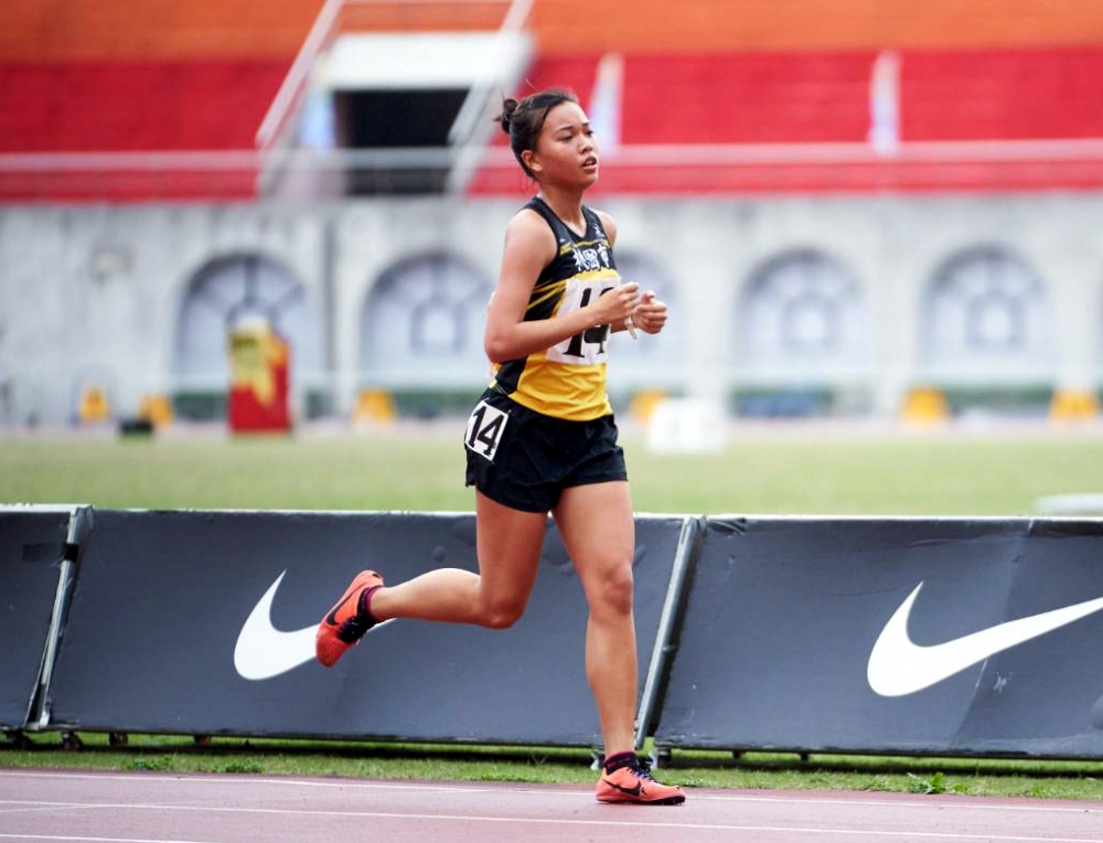 翁妤珊。快門工／攝影。