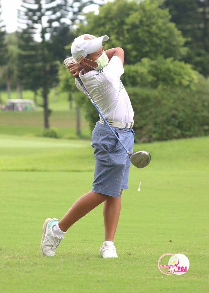 第一回合業餘男子D組 駱守維75桿(+3)暫列第一。