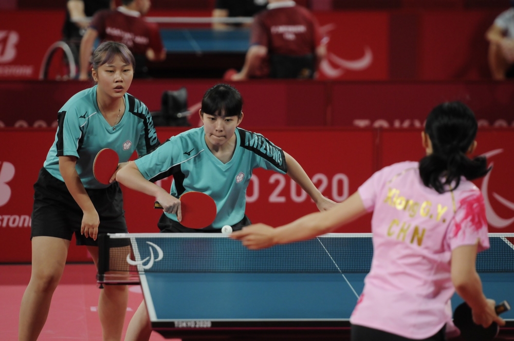 田曉雯、林姿妤今日出戰女子團體TT9-10級8強賽。體育署／提供。