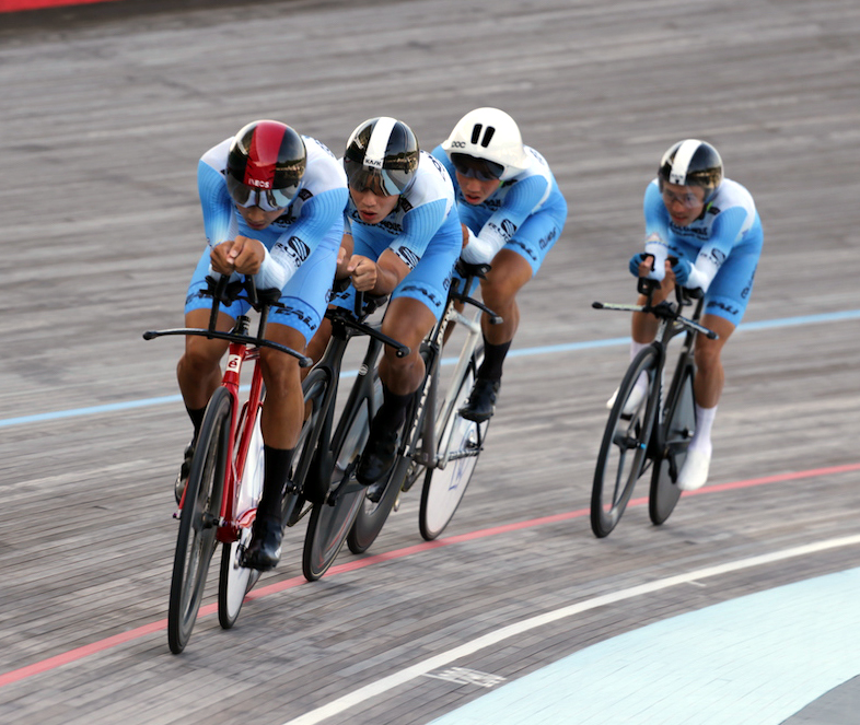 男子菁英組團隊追逐賽台北市哥倫布車隊破大會。