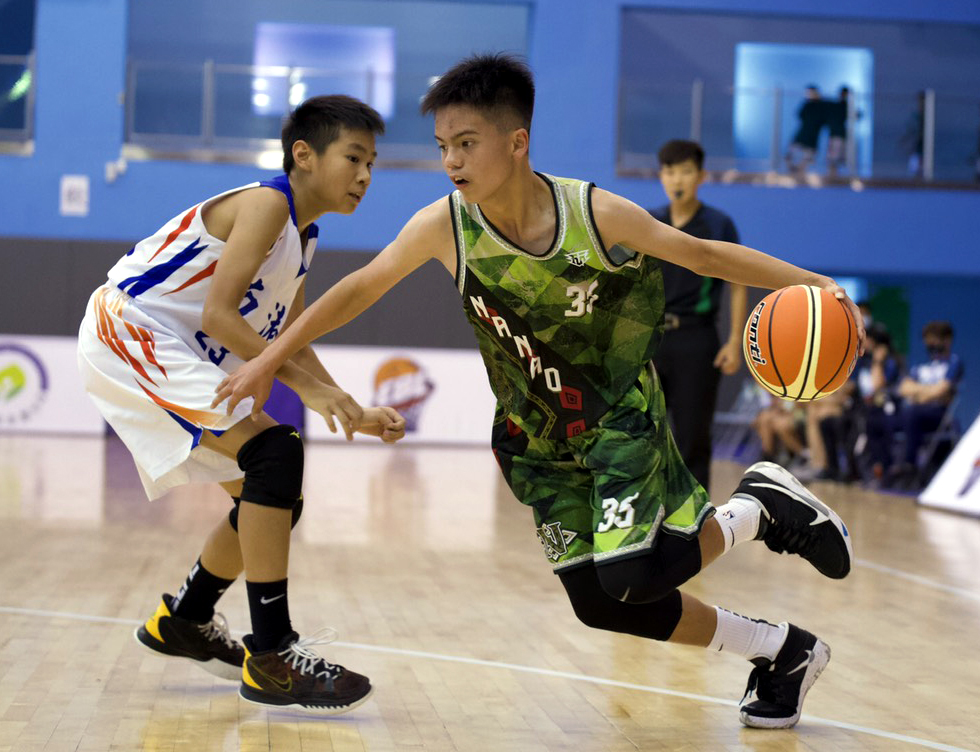 南澳鄭智尹運球突破。大會提供。