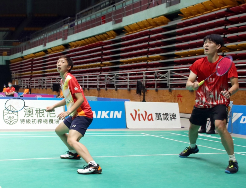 義果茶聖殿李軒名/台電國體大戴暐玲。