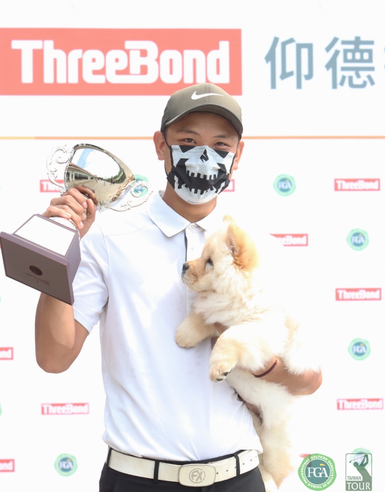 2021ThreeBond仰德挑戰賽許閎軒奪冠。