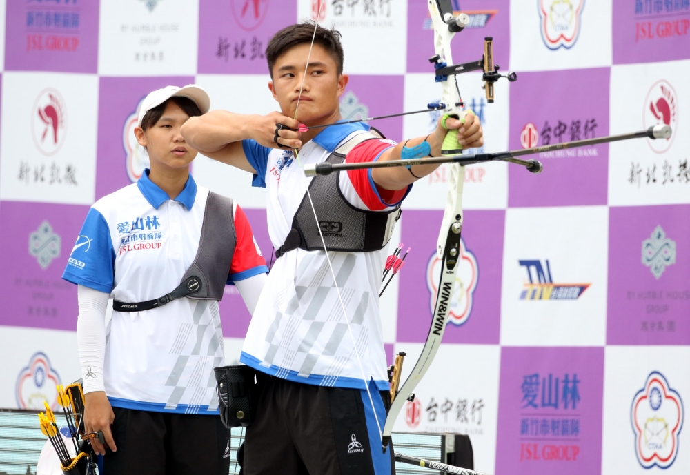 愛山林混雙張容嘉、林子翔。中華企業射箭聯盟／提供。
