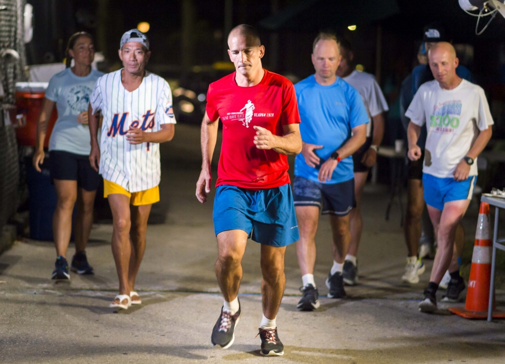 羅維銘(左二)。Photo and Video by Perfection-Journey。