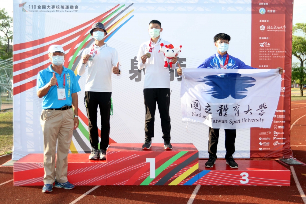 湯智鈞寫二連霸。林嘉欣／攝影。