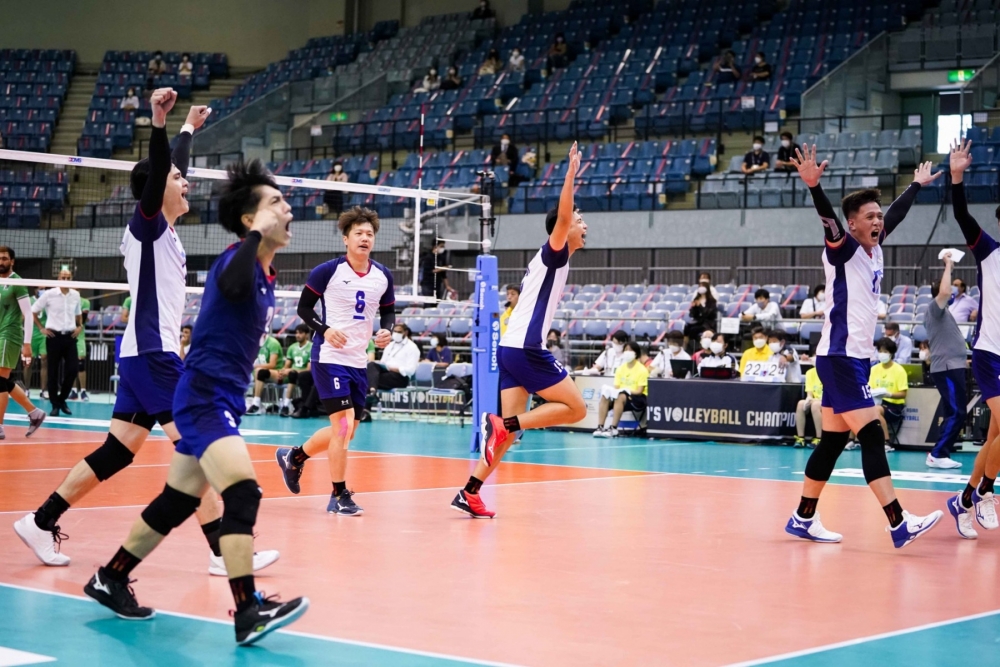 中華隊打敗巴基斯坦超開心。亞排聯提供。