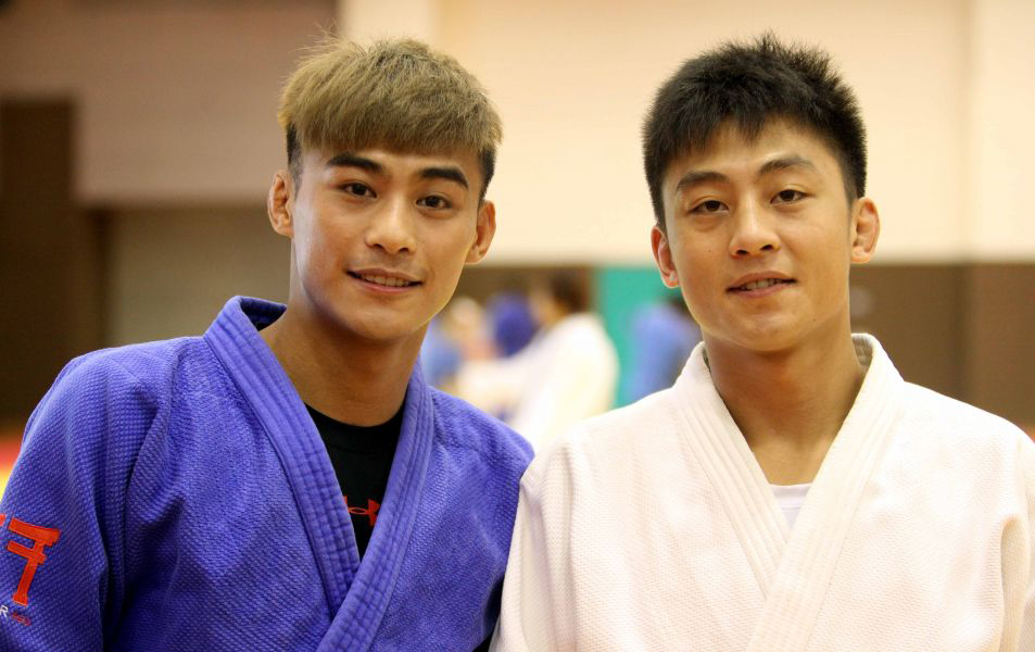 楊勇緯（左）出身柔道世家，哥哥也是柔道選手。林嘉欣／攝影。 