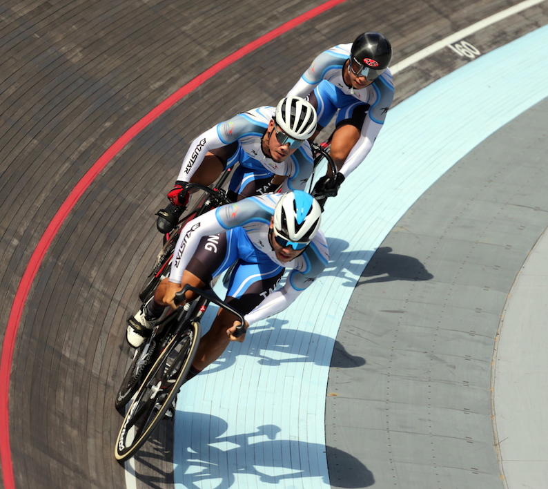 男菁組團隊競速賽冠軍臺中市隊。