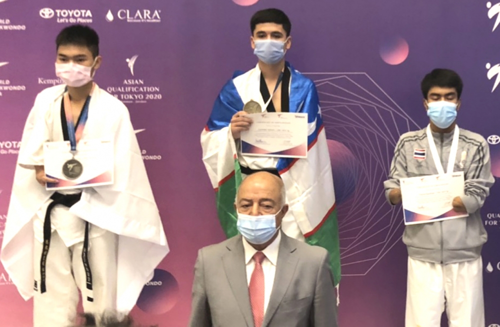 陳健強（左）。中華民國殘障體育運動總會／提供。