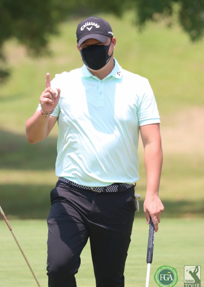 林耕緯68桿(-4)暫列第三。